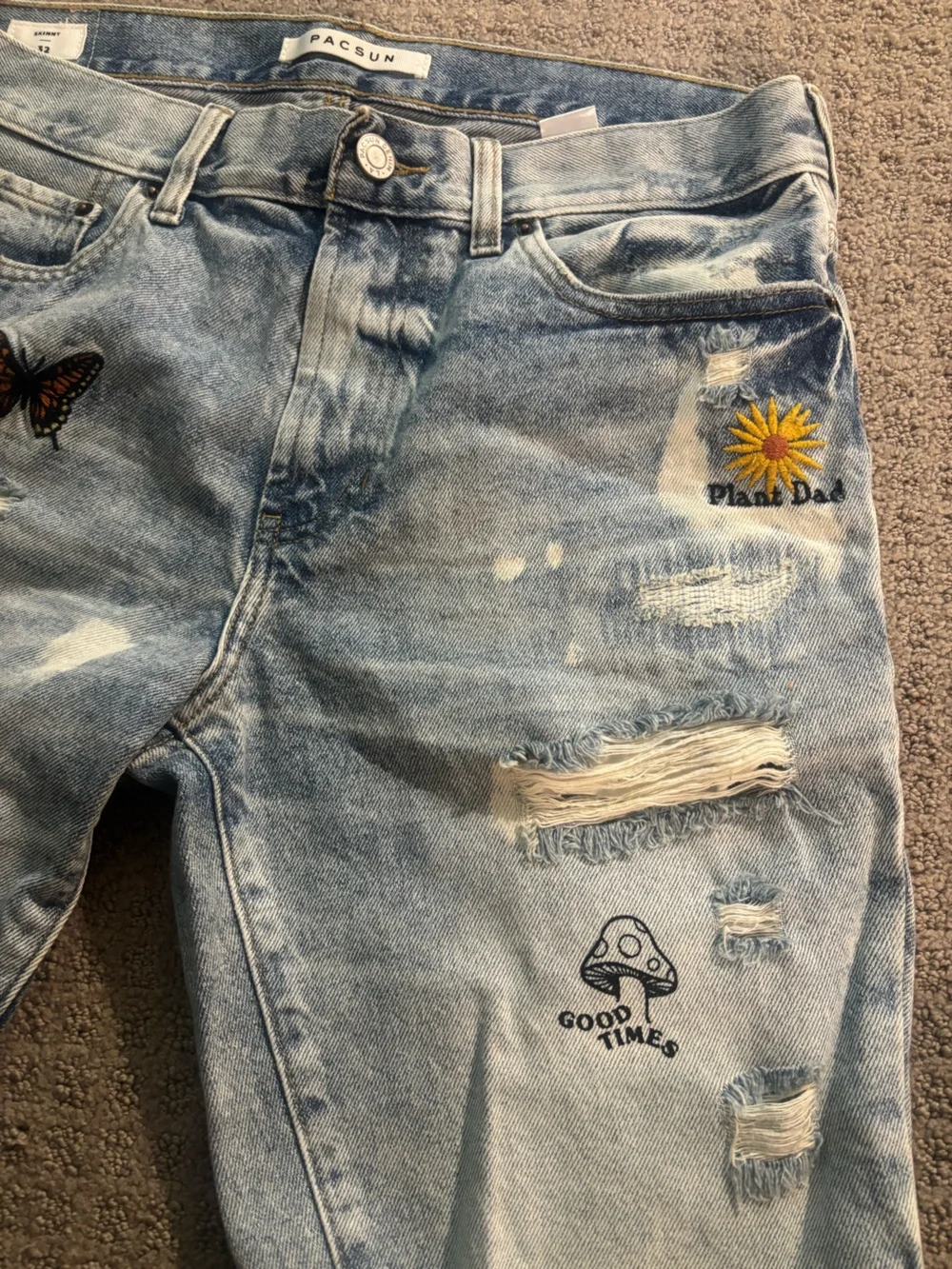 PacSun Light Blue Washed Denim Shorts with Embroidered Patches